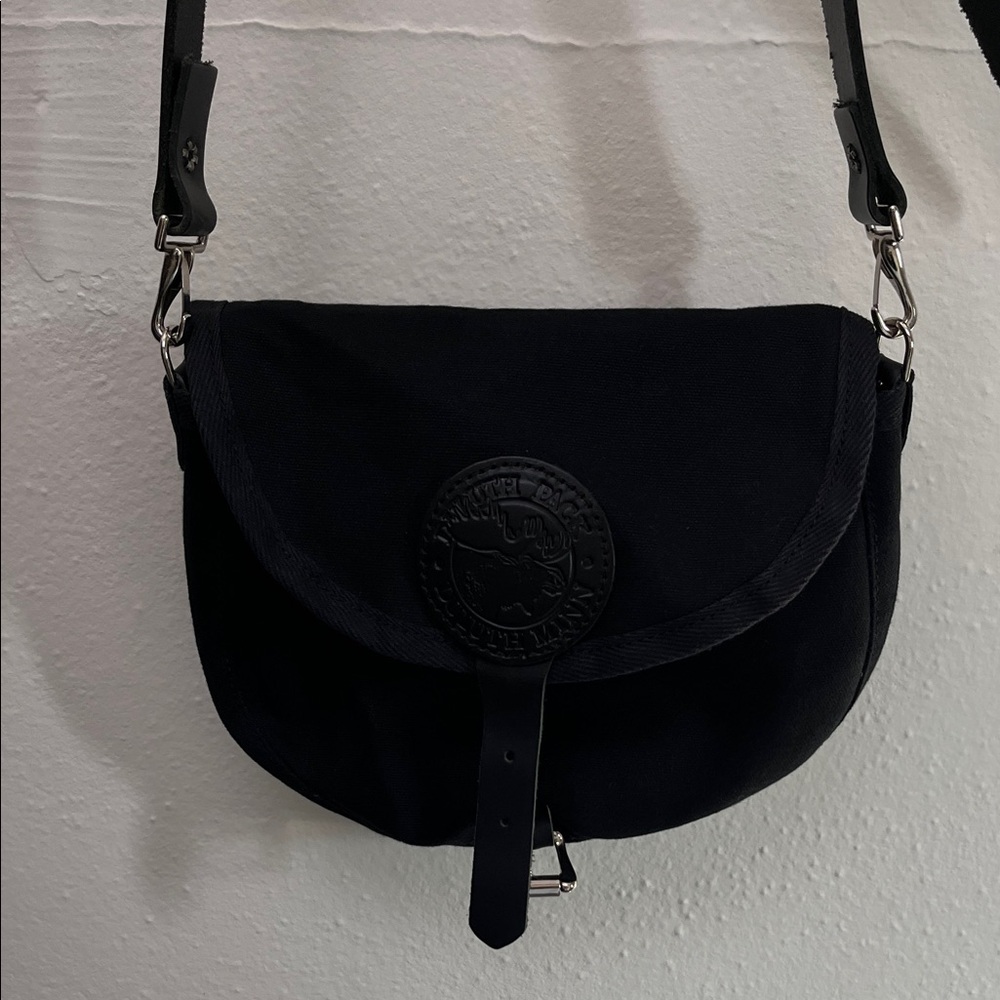 Duluth Pack small black purse